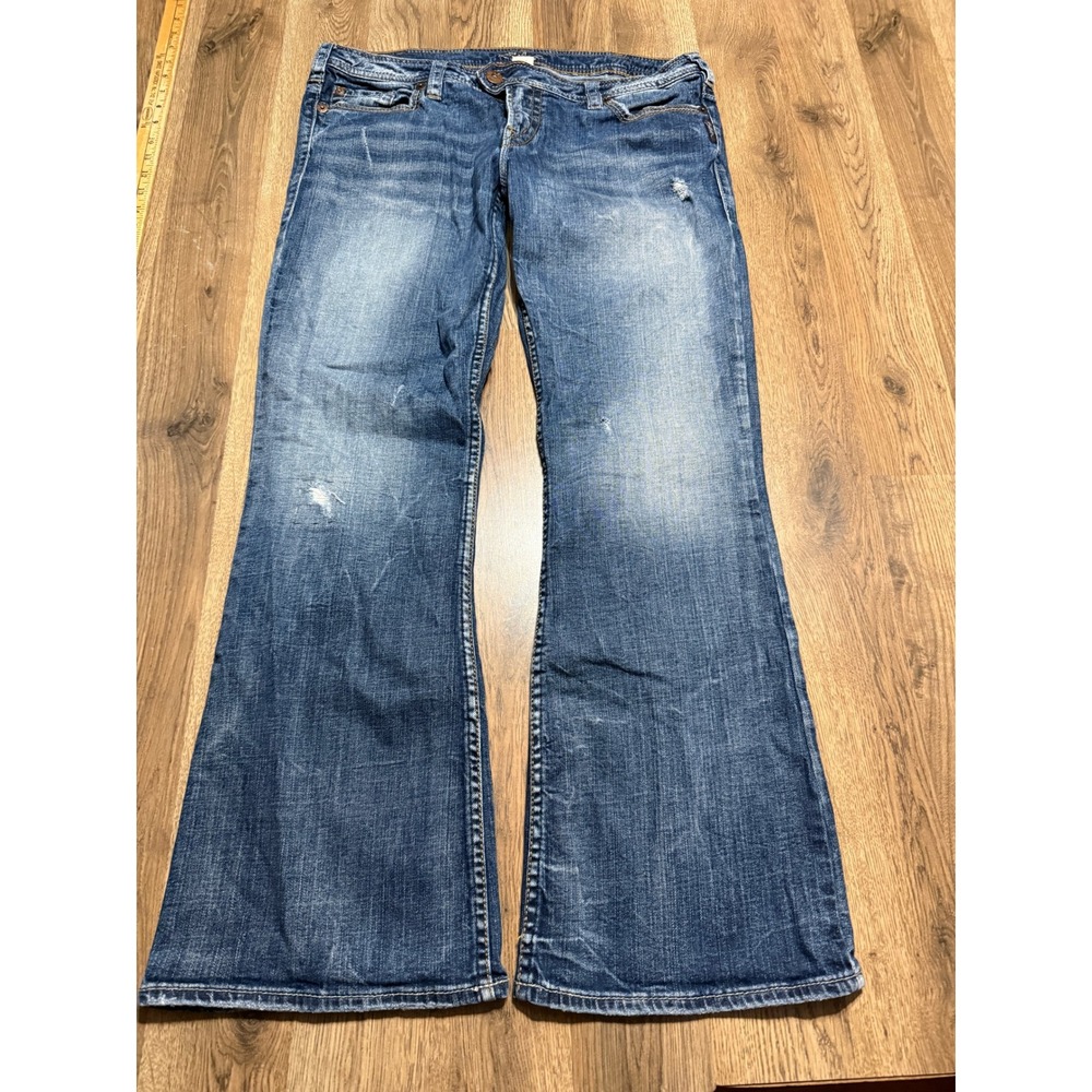 Silver Jeans Womens Size 34 Blue Jeans Bootcut Distressed Low Rise Tuesday